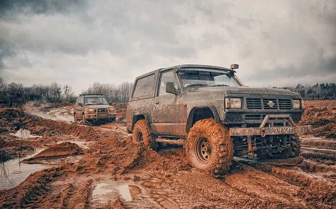 Vì sao nói chế độ lái 4WD không an toàn trên đường cao tốc? (Phần 1)